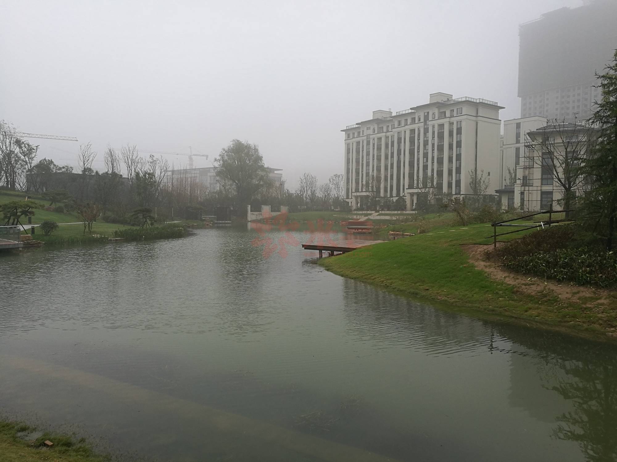 碧源月湖